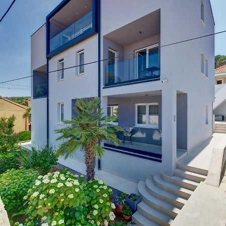 Apartments Hemetek Veli Lošinj Dış mekan fotoğraf