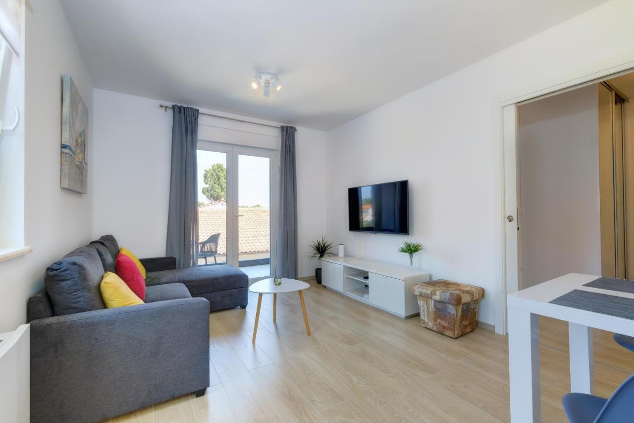 Apartments Hemetek Veli Lošinj Dış mekan fotoğraf
