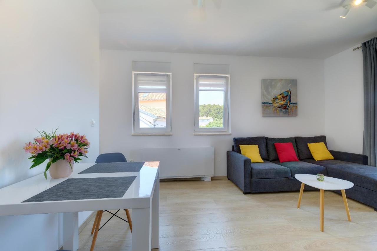 Apartments Hemetek Veli Lošinj Dış mekan fotoğraf