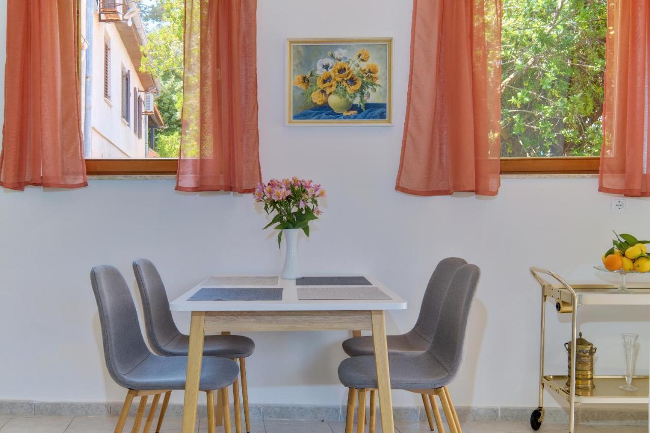 Apartments Hemetek Veli Lošinj Dış mekan fotoğraf